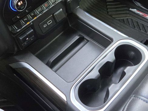 Used 2020 Chevrolet Silverado 1500 LT Trail Boss image 20