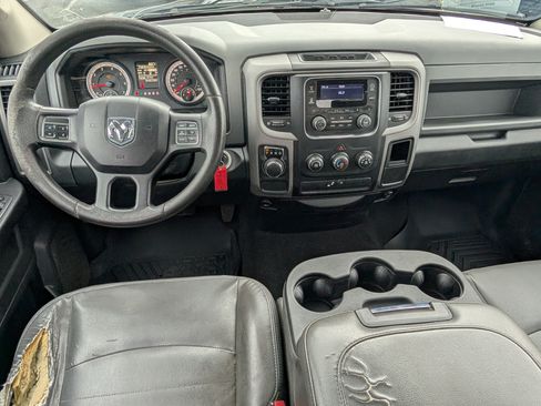 Used 2016 RAM 1500 Express RWD image 10