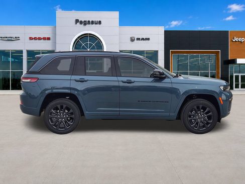 New 2026 Jeep Grand Cherokee Limited AWD/4WD image 7