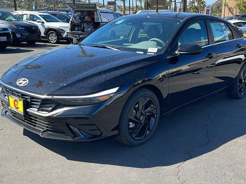 New 2026 Hyundai Elantra SEL Sport image 13