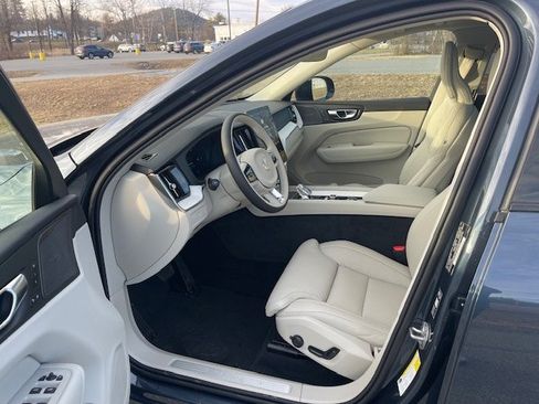 New 2026 Volvo XC60 B5 Ultra w/ Climate Package AWD/4WD image 6