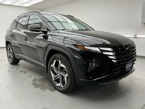 Used 2022 Hyundai Tucson Limited image 3