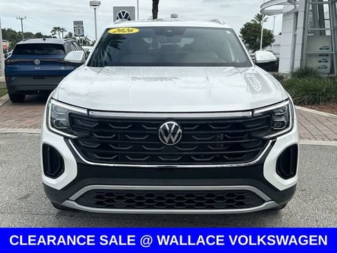 Certified 2026 Volkswagen Atlas Cross Sport SE FWD image 3