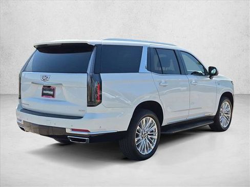 Used 2025 Cadillac Escalade Premium Luxury AWD/4WD image 5