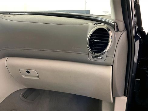 Used 2016 Buick Enclave Leather w/ Trailering Package image 17