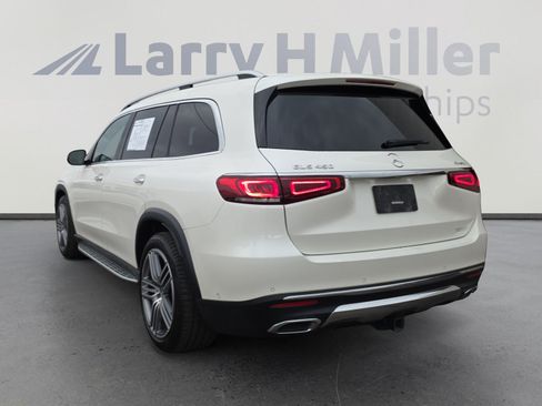 Used 2021 Mercedes-Benz GLS 450 4MATIC image 3