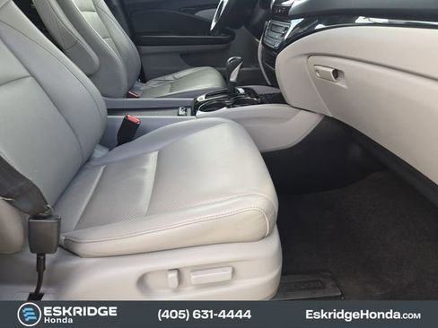 Used 2019 Honda Ridgeline RTL-E image 16