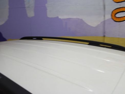 Used 2015 Jeep Renegade Latitude FWD image 8