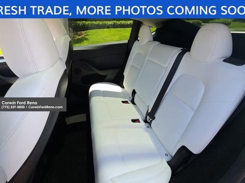 Used 2023 Tesla Model Y Performance AWD/4WD image 10