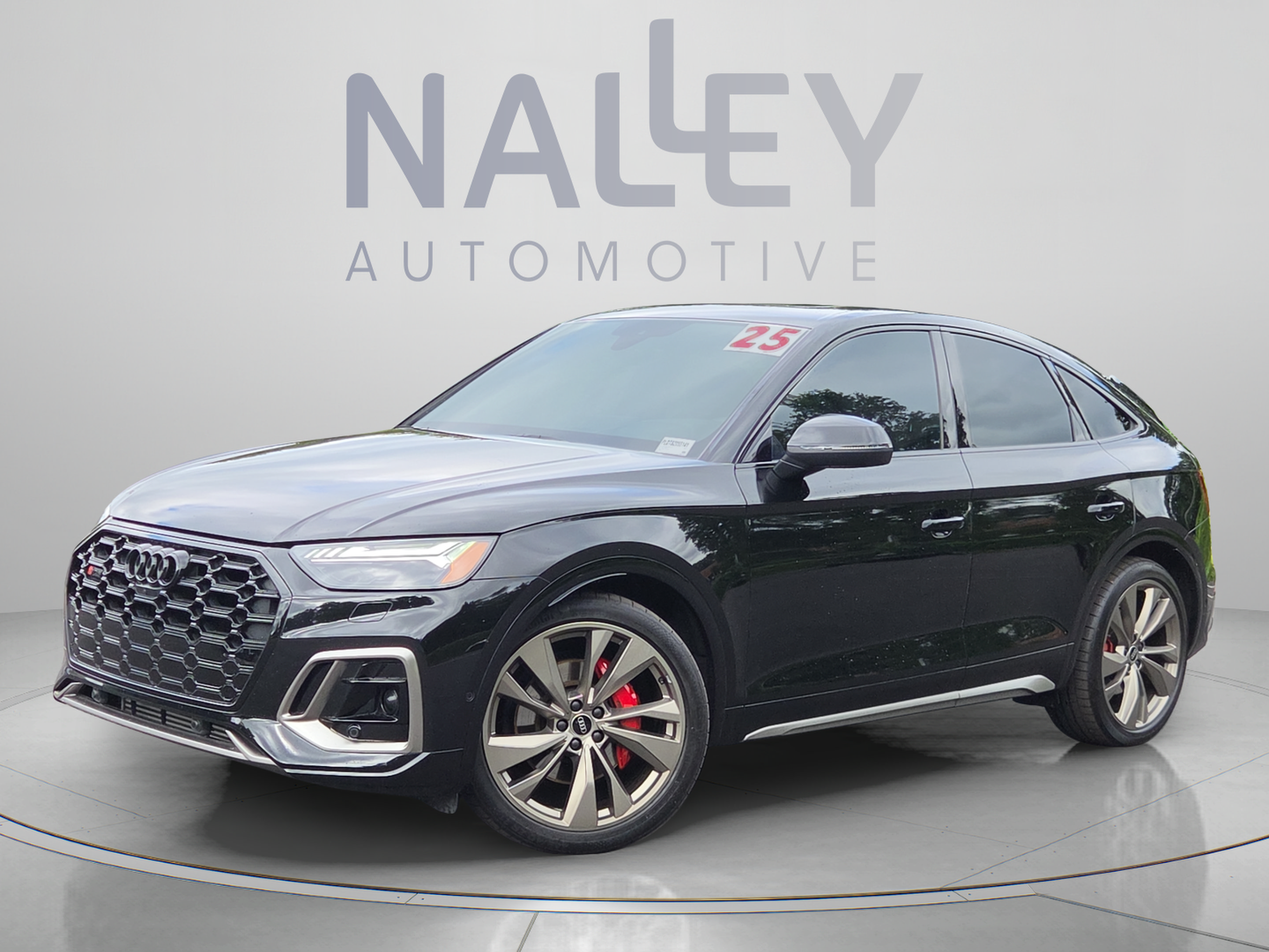Used 2025 Audi SQ5 Prestige AWD/4WD image 1