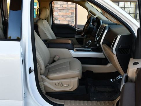 Used 2018 Ford F150 Lariat w/ Equipment Group 502A Luxury image 50