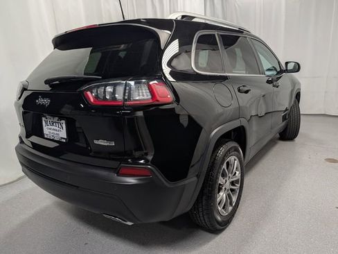 Used 2021 Jeep Cherokee Latitude Lux AWD/4WD image 3