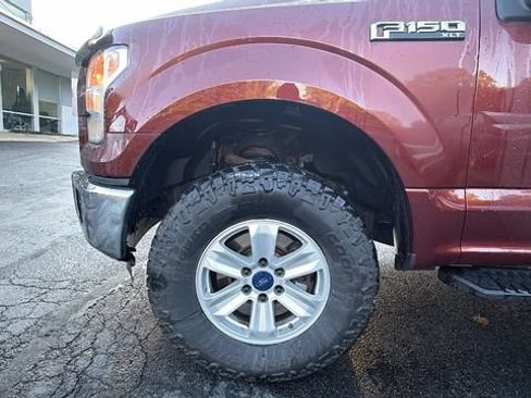 Used 2015 Ford F150 XLT w/ Equipment Group 301A Mid AWD/4WD image 9