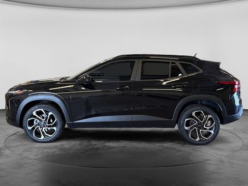 Used 2025 Chevrolet Trax RS w/ Sunroof Package FWD image 6