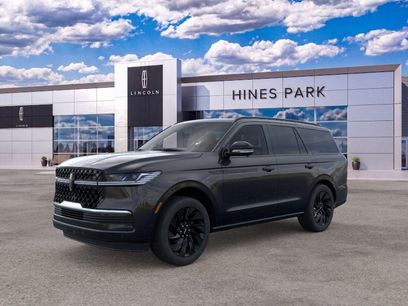 New 2026 Lincoln Navigator Reserve w/ Jet Appearance Package