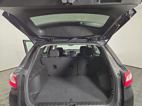 Used 2021 Chevrolet Equinox LS w/ LS Convenience Package image 29