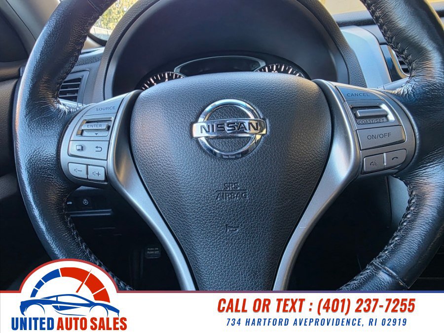 Used 2013 Nissan Altima 2.5 SL FWD image 16