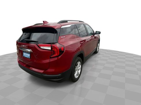 Certified 2024 GMC Terrain SLE w/ Driver Convenience Package image 8