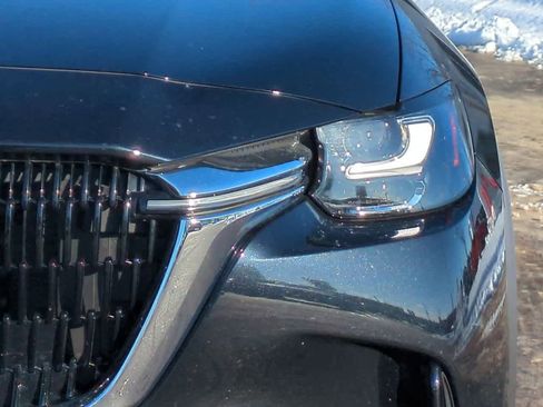 Used 2024 MAZDA CX-90 Plug-In Hybrid w/ Preferred image 10