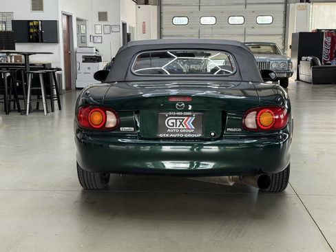 Used 2000 MAZDA MX-5 Miata image 7