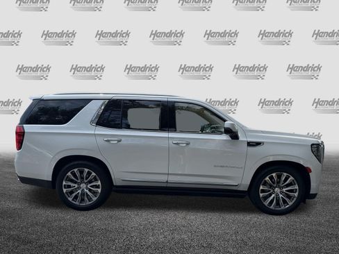 Used 2021 GMC Yukon Denali w/ Denali Ultimate Package AWD/4WD image 10