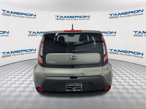 Used 2015 Kia Soul FWD image 4
