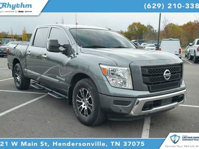 Used 2021 Nissan Titan SV w/ SV Convenience Package