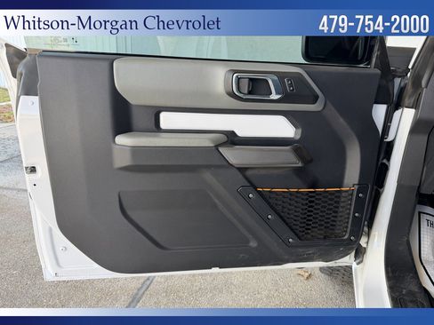 Used 2023 Ford Bronco Badlands image 14