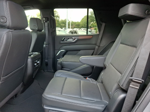 Used 2025 GMC Yukon Denali AWD/4WD image 10