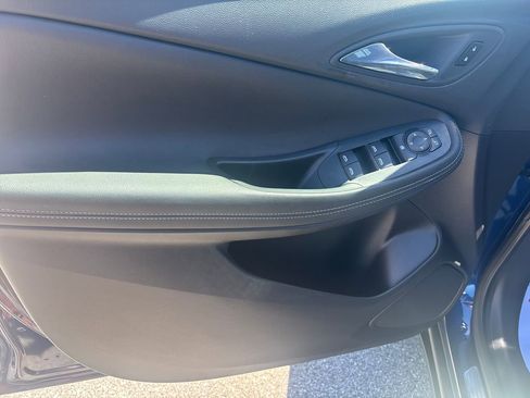 Used 2023 Buick Encore GX Preferred w/ Cold Weather Comfort Package FWD image 15