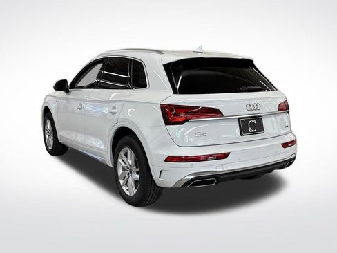 Certified 2023 Audi Q5 2.0T Premium w/ Convenience Package image 3