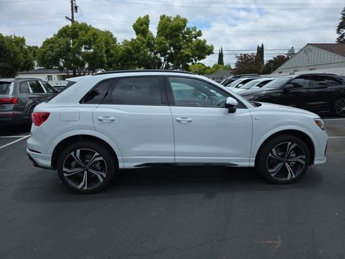 Used 2023 Audi Q3 2.0T Premium Plus w/ Premium Plus Package AWD/4WD image 5