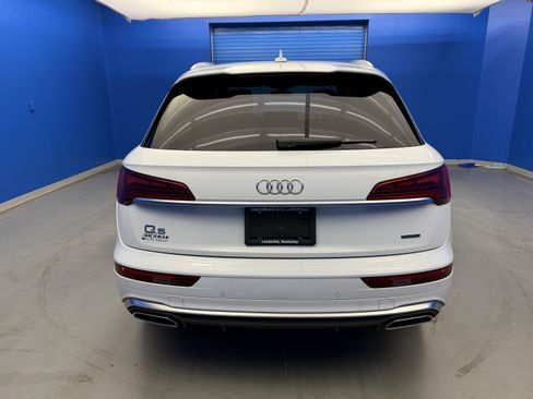 Used 2023 Audi Q5 2.0T Premium w/ Convenience Package AWD/4WD image 6