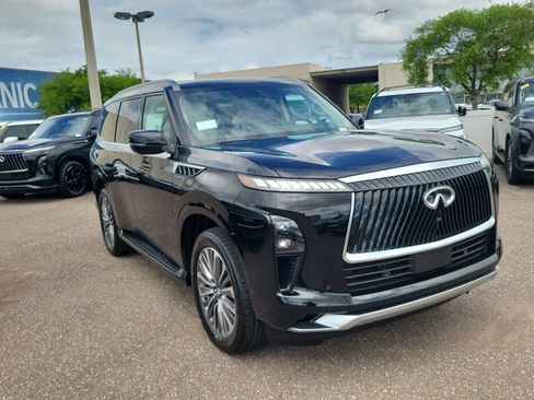Used 2026 INFINITI QX80 Luxe w/ Cargo Package AWD/4WD image 2