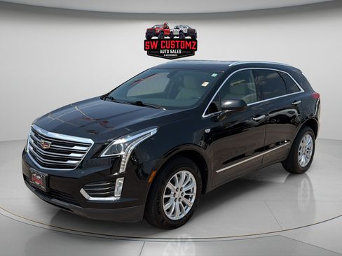 Used 2019 Cadillac XT5 FWD image 3