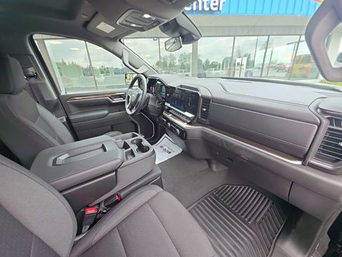Used 2026 Chevrolet Silverado 1500 LT AWD/4WD image 17