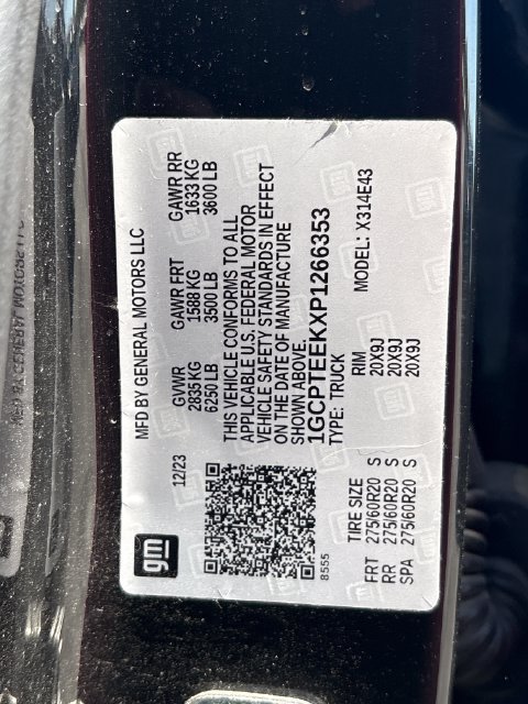 Used 2023 Chevrolet Colorado Trail Boss w/ Technology Package AWD/4WD image 33