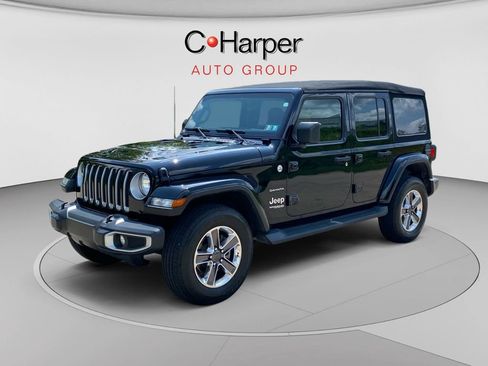 Used 2021 Jeep Wrangler Unlimited Sahara w/ Dual Top Group AWD/4WD image 7