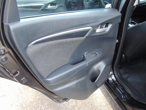 Used 2015 Honda Fit EX image 17
