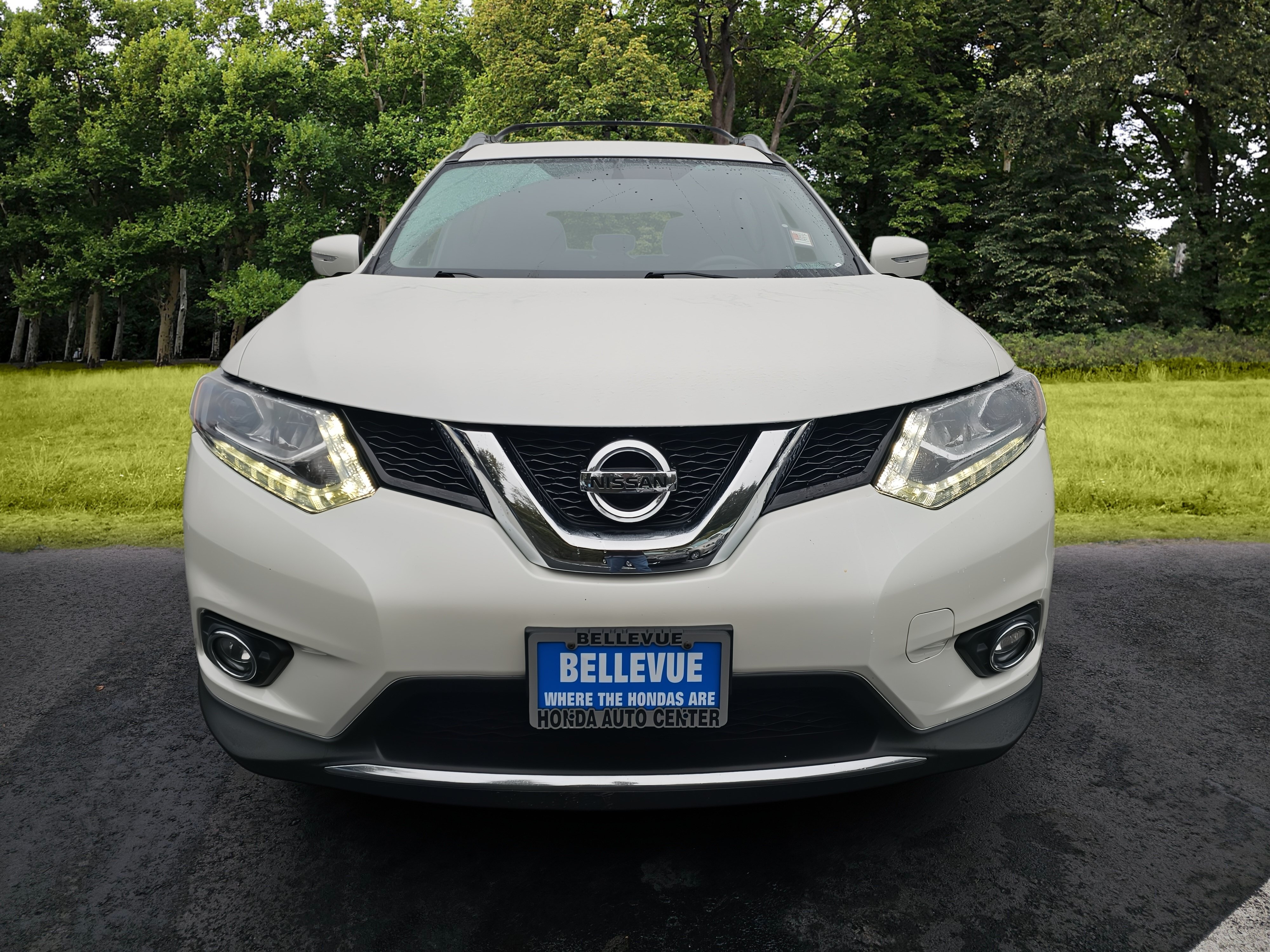 Used 2015 Nissan Rogue SL w/ SL Premium Package AWD/4WD image 2