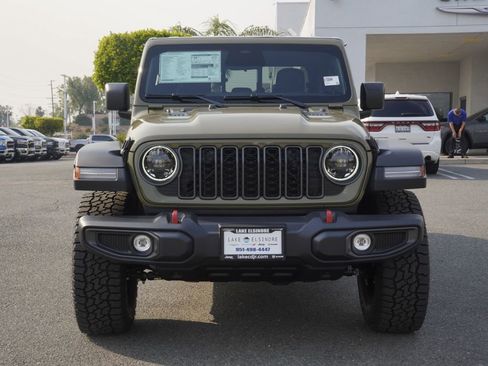 New 2026 Jeep Gladiator Rubicon w/ Steel Power Dome Hood Package image 9