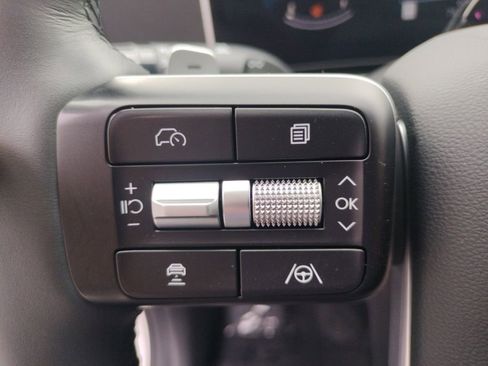 Used 2025 Hyundai Santa Fe SEL image 16