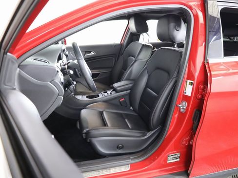 Used 2019 Mercedes-Benz GLA 250 GLA 250 image 28