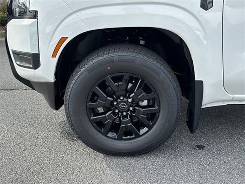 New 2026 Nissan Frontier SV image 12