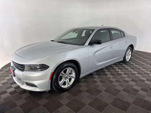 Used 2023 Dodge Charger SXT RWD image 5