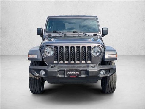 Used 2022 Jeep Wrangler Unlimited Sport image 2
