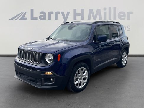 Used 2017 Jeep Renegade Latitude FWD image 1