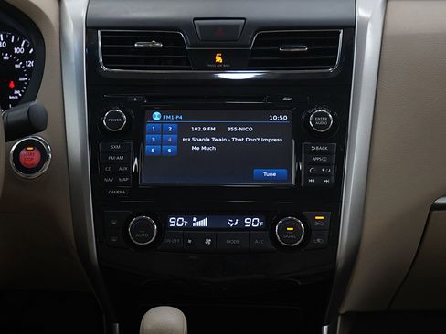 Used 2014 Nissan Altima 2.5 SV w/ Convenience Package image 15