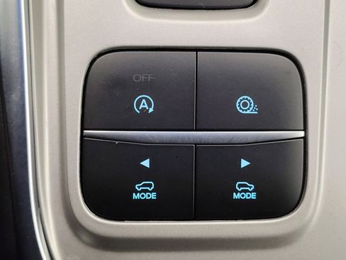 Used 2024 Ford Explorer XLT w/ Equipment Group 202A image 36