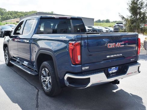 Used 2023 GMC Sierra 1500 SLT w/ SLT Convenience Package AWD/4WD image 3